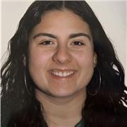 Me defino como una chica muy responsable, divertida y que le encantan los niños. Por eso le daré clases solo a los de primaria